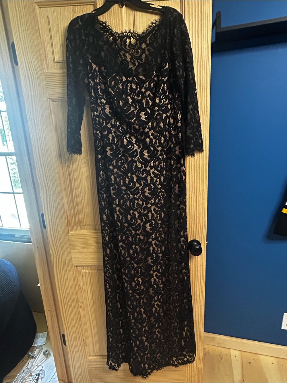 Tadashi Shoji Black Lace 3/4 Sleeve Evening Dress 12